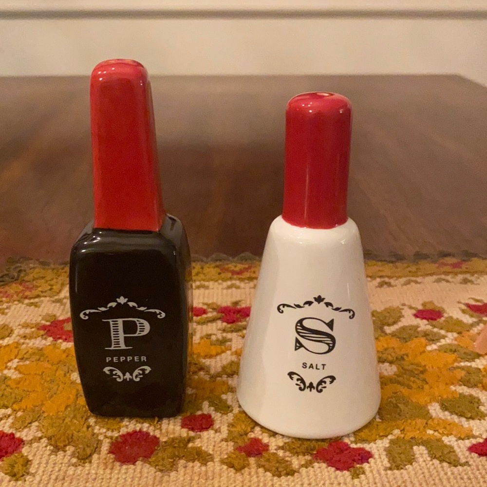 Vintage salt and pepper shakers